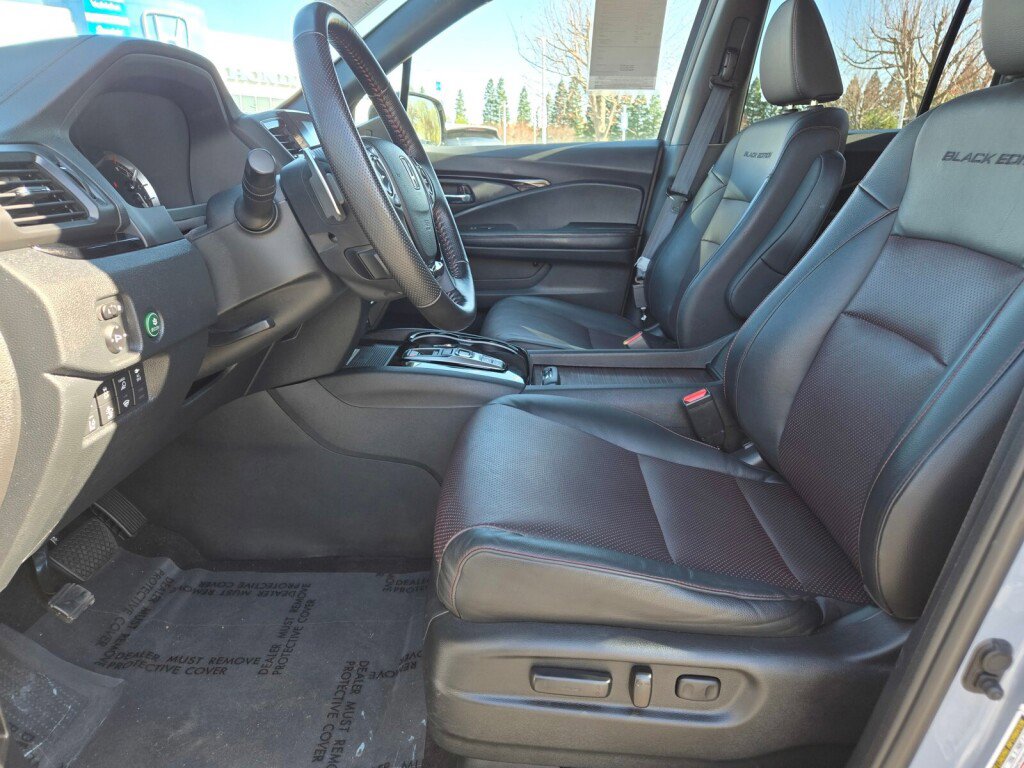 Certified 2023 Honda Ridgeline Black Edition image 15