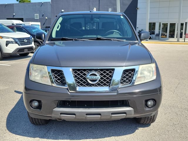 Used 2015 Nissan Frontier SV w/ SV Value Truck Package AWD/4WD image 6