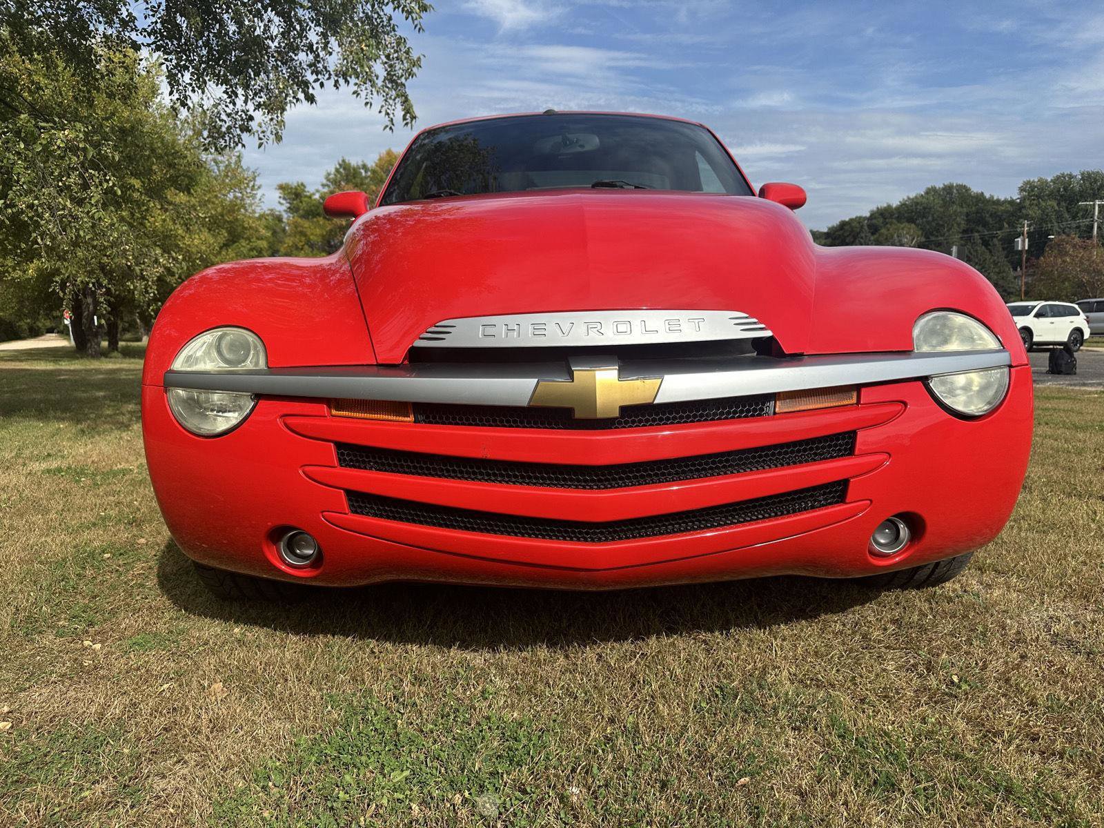 Used 2004 Chevrolet SSR w/ Preferred Equipment Group RWD image 7