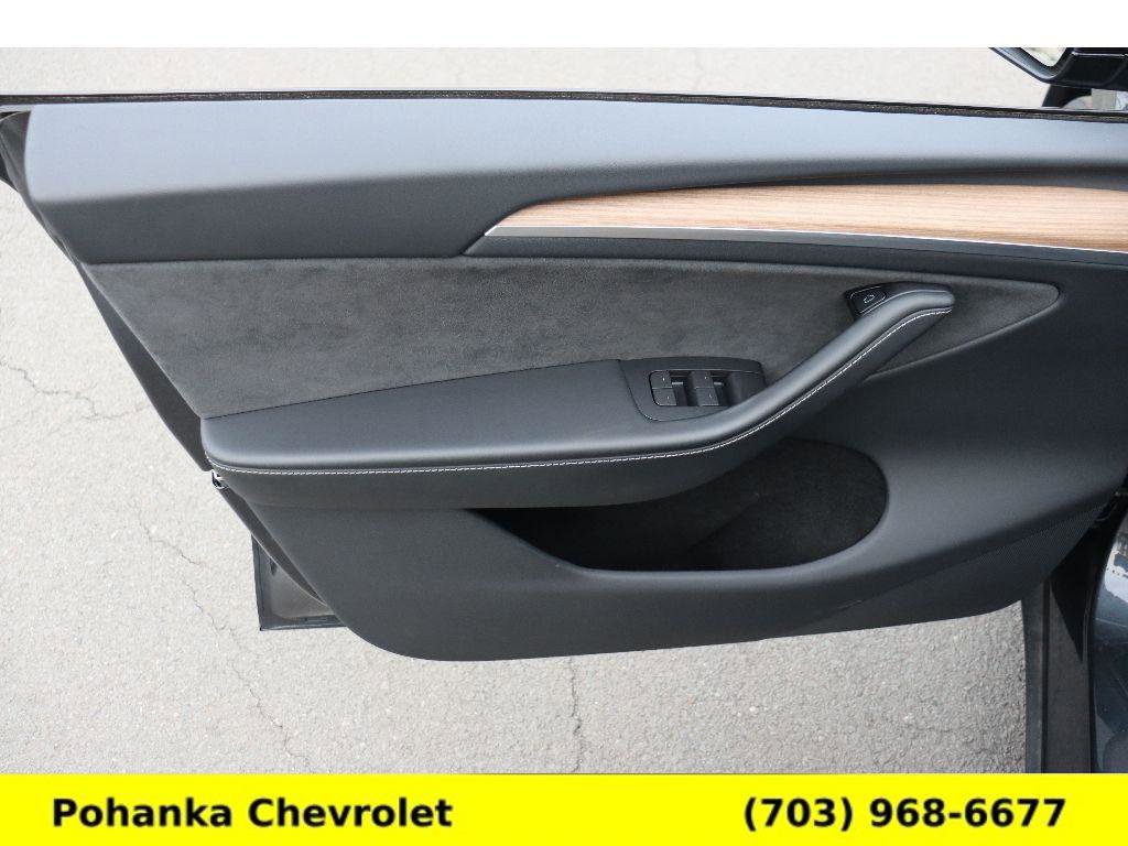 Used 2024 Tesla Model Y Performance image 16