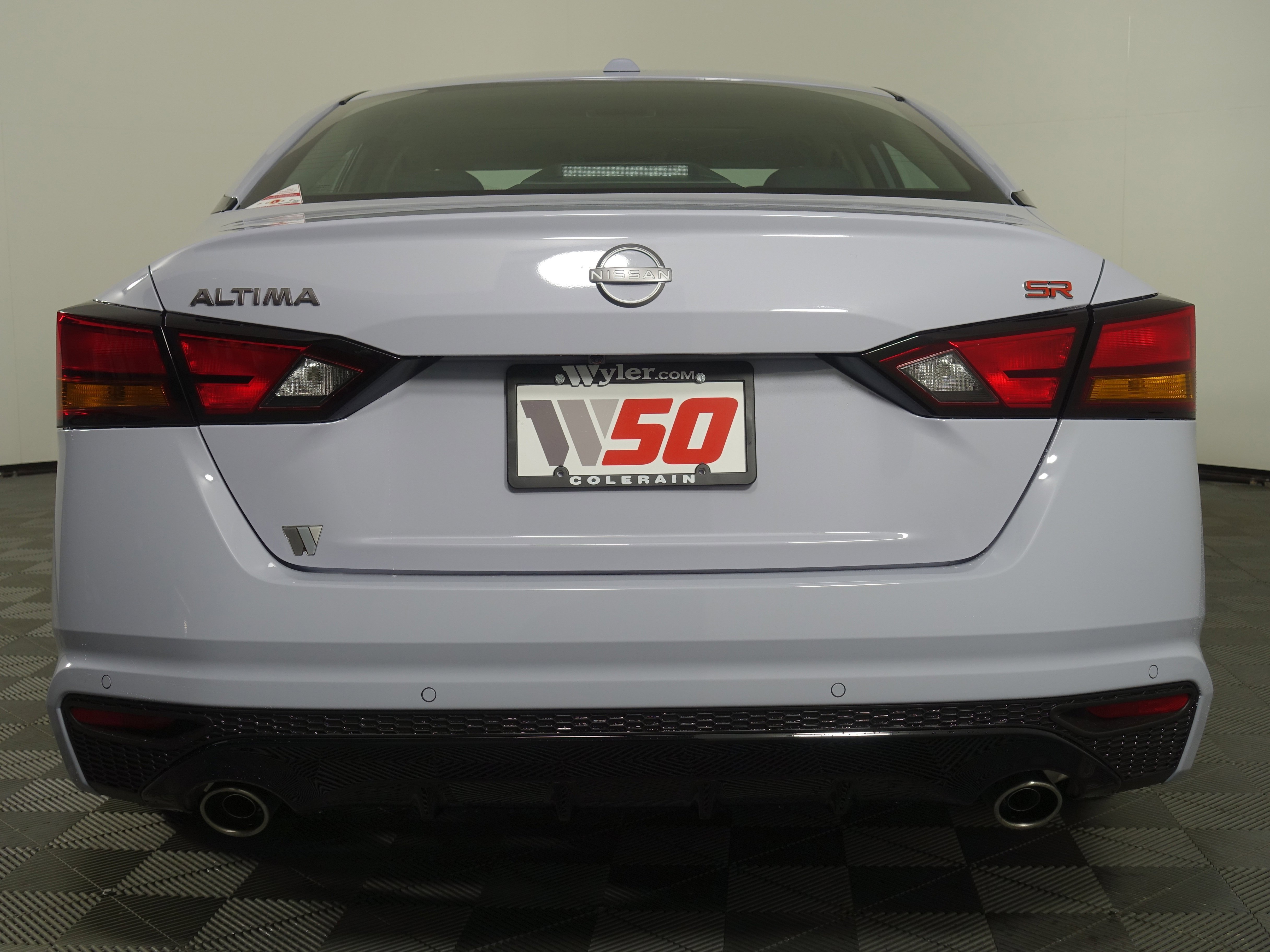 New 2025 Nissan Altima 2.5 SR image 18