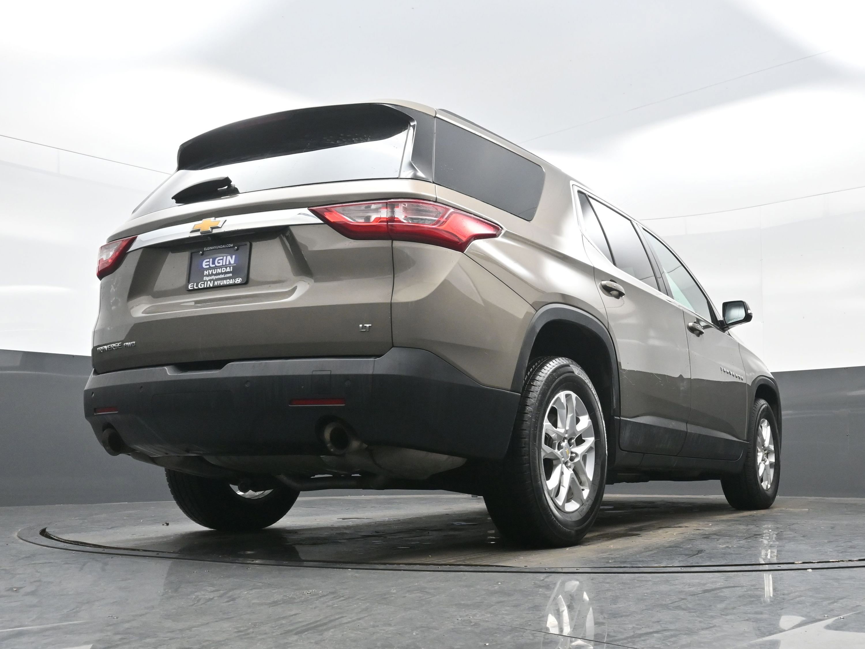 Used 2020 Chevrolet Traverse LT image 42
