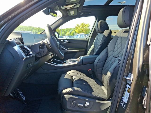 New 2026 BMW X5 xDrive40i w/ M Sport Package image 13