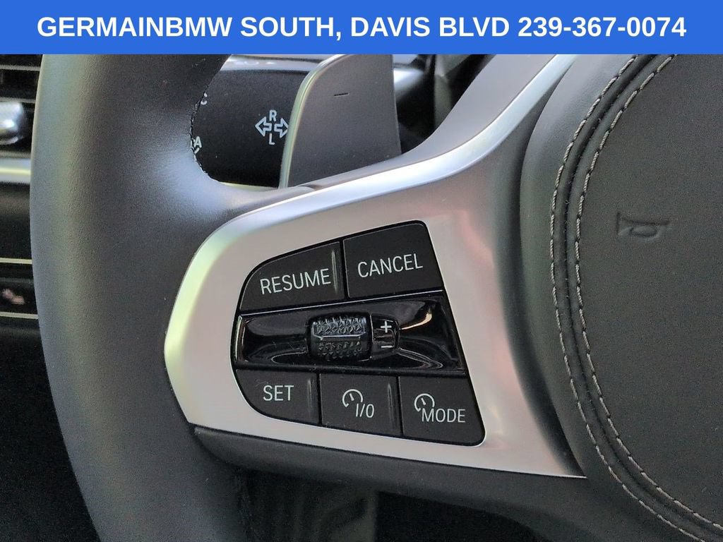 Used 2025 BMW X7 xDrive40i w/ M Sport Package AWD/4WD image 28