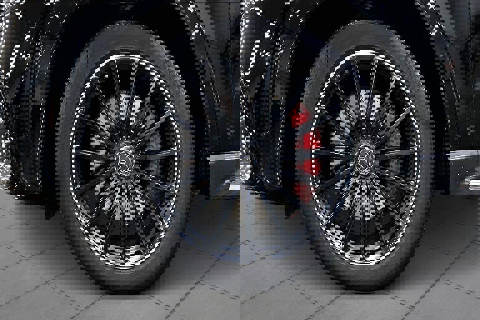 Certified 2024 Mercedes-Benz GLS 63 AMG 4MATIC image 11