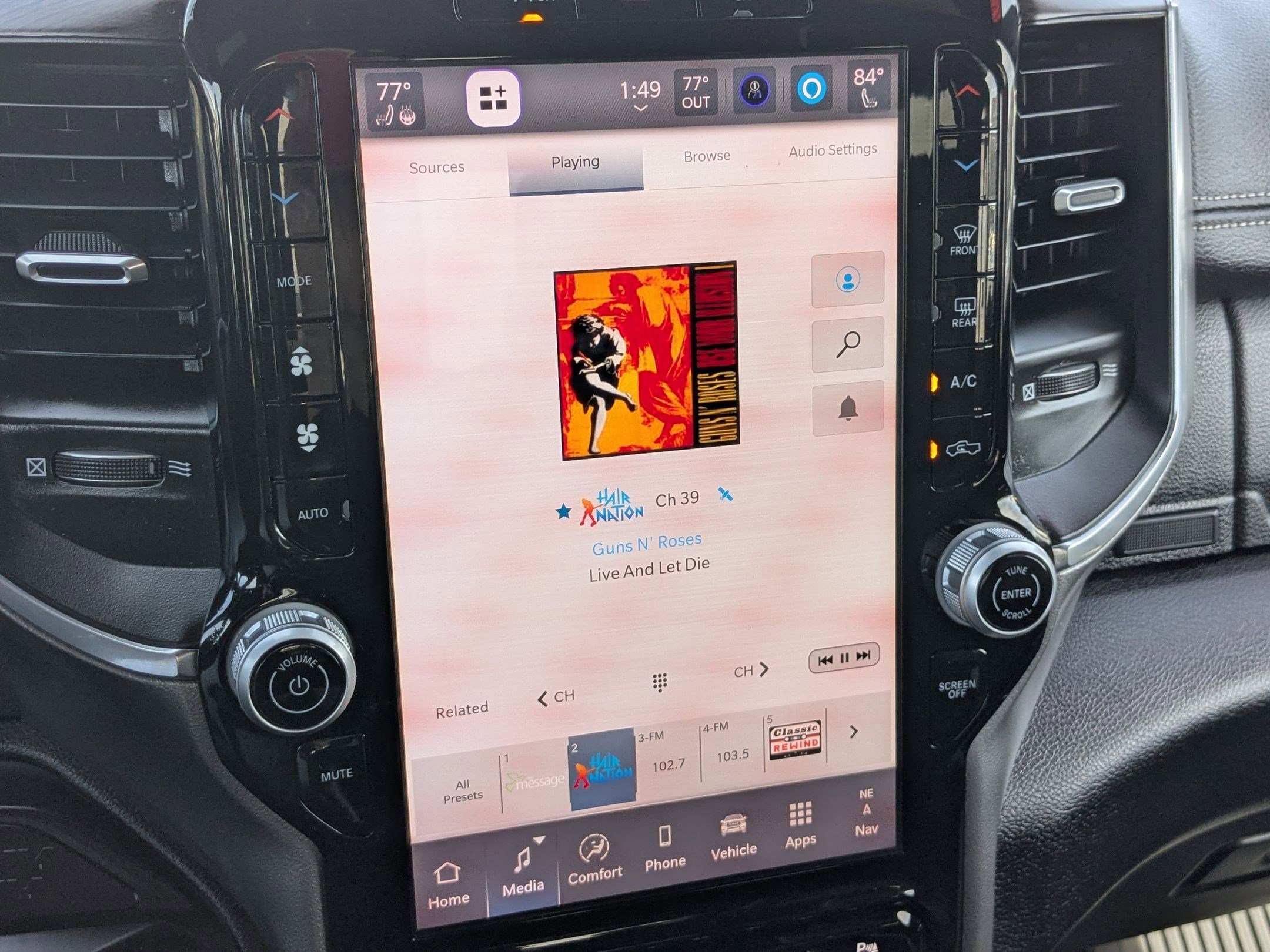 Used 2025 RAM 2500 Laramie w/ Night Edition image 22