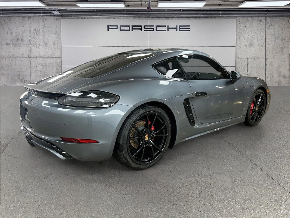 Certified 2025 Porsche 718 Cayman S RWD image 9