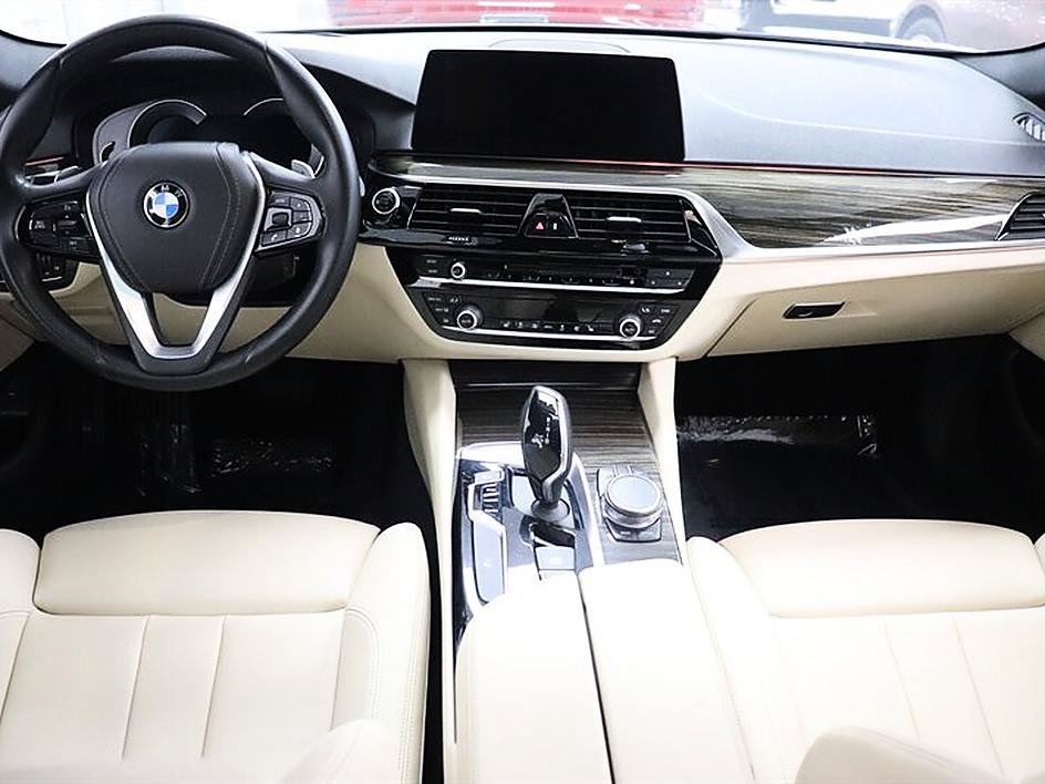 Used 2018 BMW 530i RWD image 22