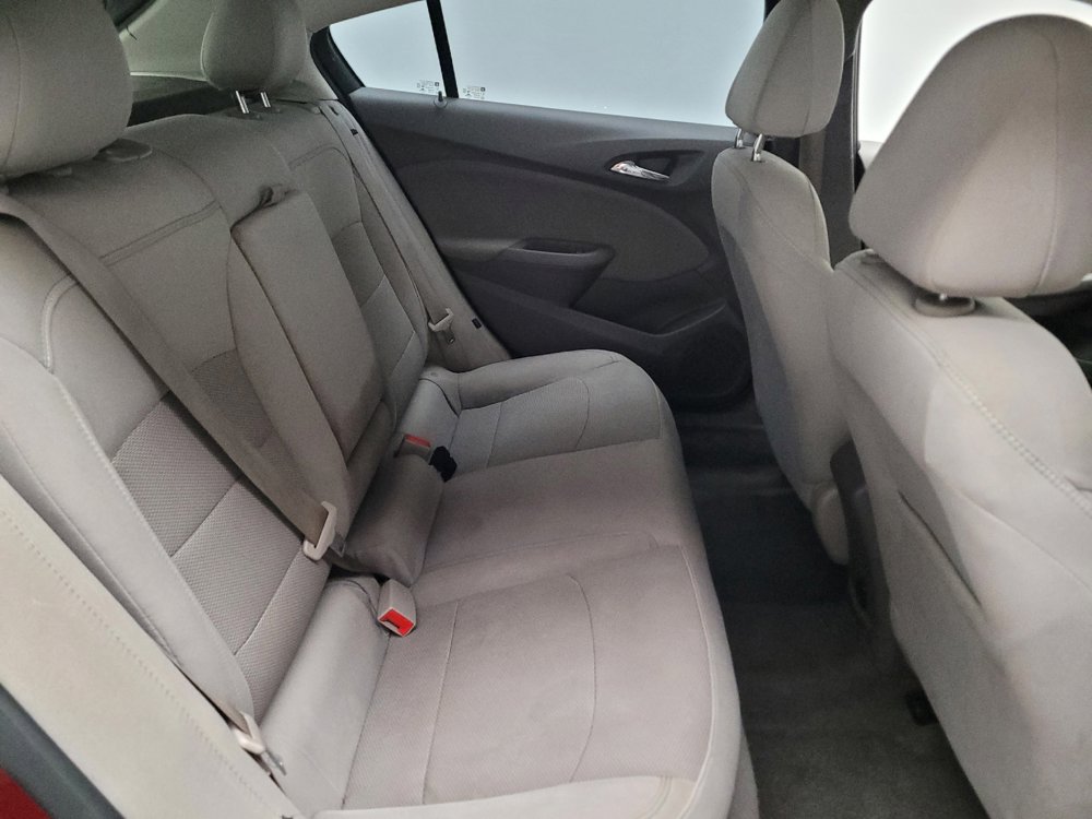 Used 2018 Chevrolet Cruze LT w/ Convenience Package image 19