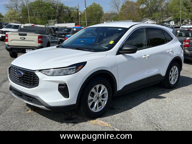 Used 2023 Ford Escape Active FWD image 3