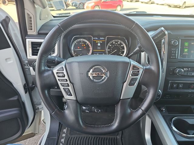 Used 2019 Nissan Titan PRO-4X w/ Pro-4x Convenience Package image 19