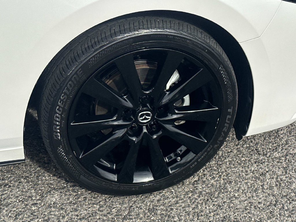Used 2022 MAZDA MAZDA3 s AWD/4WD image 36