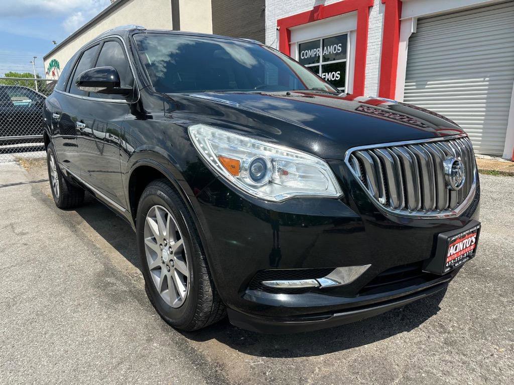 Used 2017 Buick Enclave Leather FWD image 2