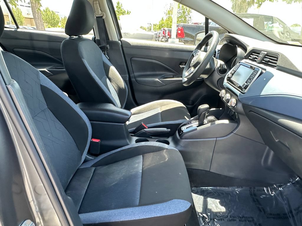 Used 2025 Nissan Versa SV FWD image 16