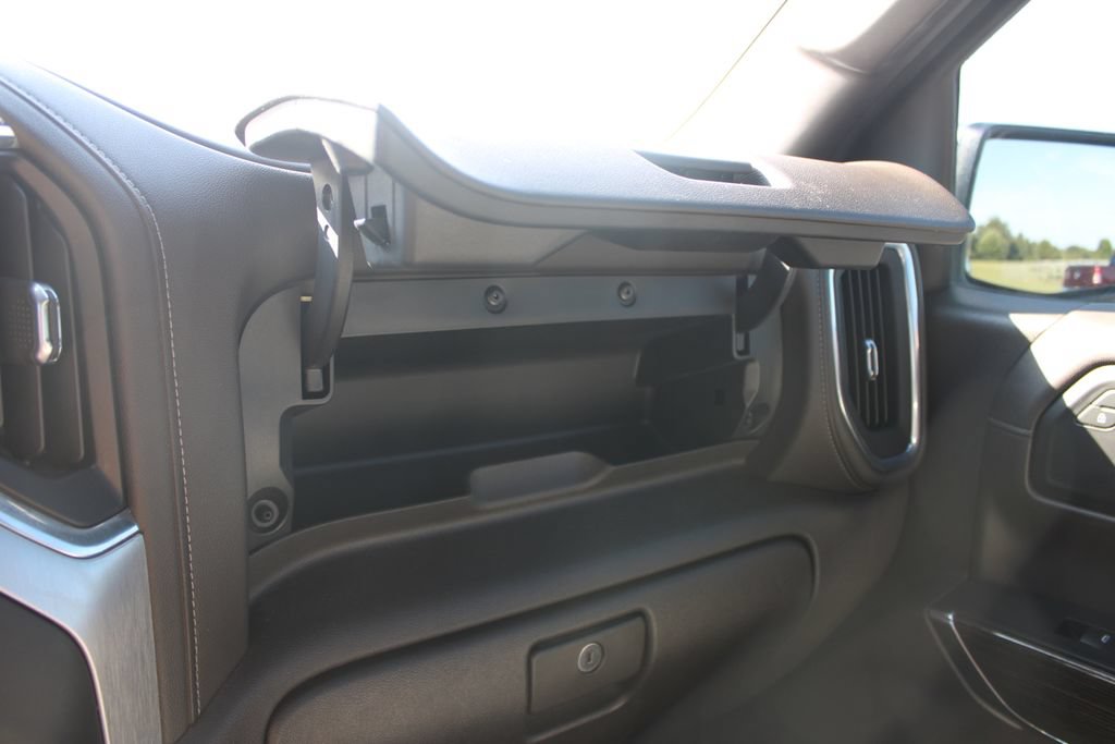 Used 2021 GMC Sierra 1500 SLE w/ X31 Off-Road Package AWD/4WD image 60