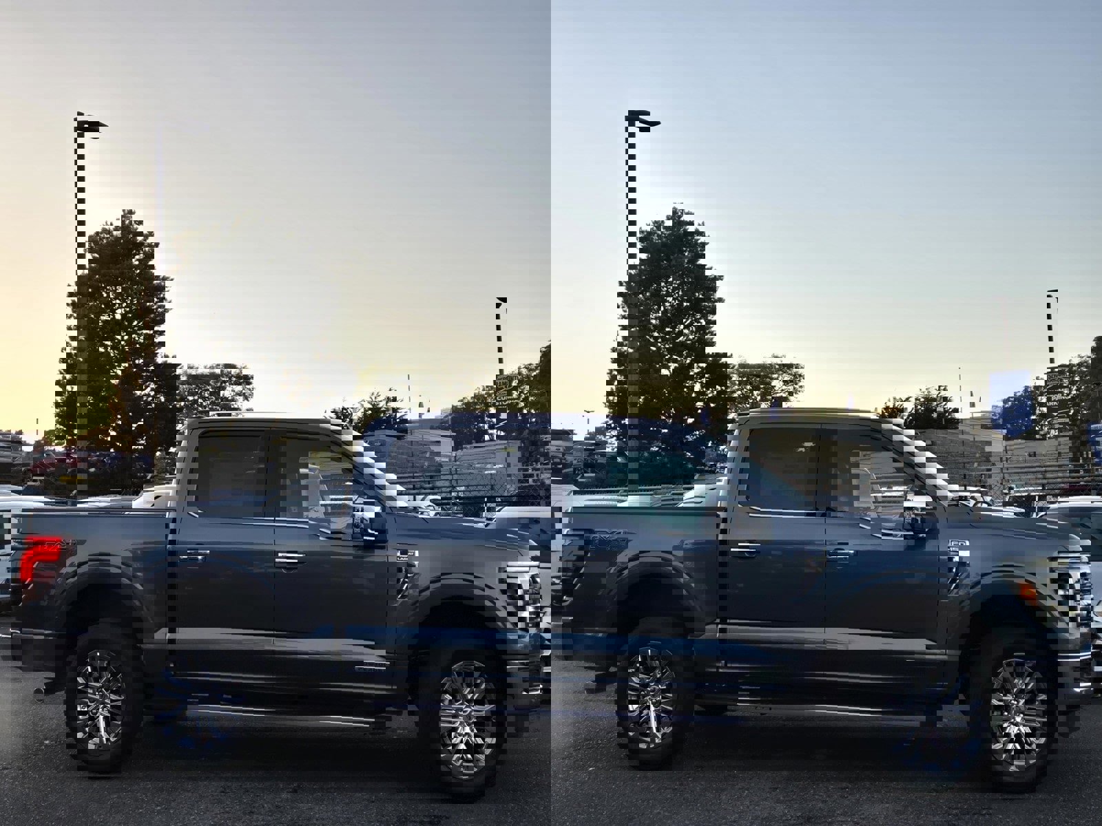 New 2025 Ford F150 Lariat w/ Equipment Group 502A High image 4