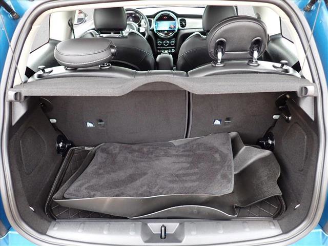 Used 2024 MINI Cooper SE FWD image 8
