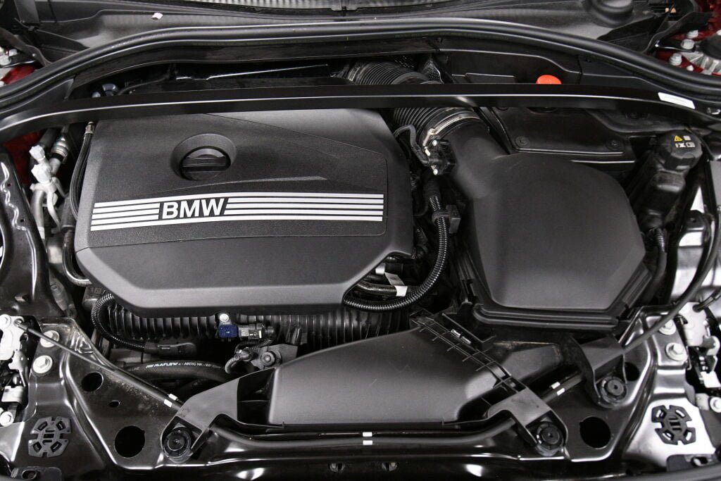 Used 2025 BMW 228i xDrive AWD/4WD image 32