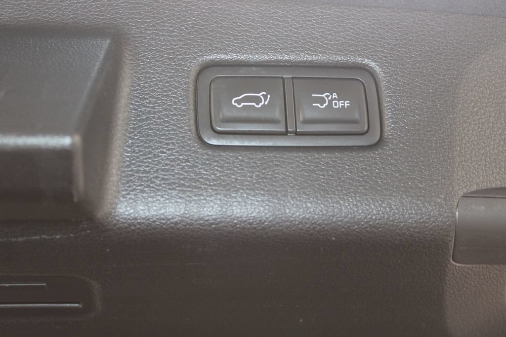 Used 2025 Kia Telluride S FWD image 32
