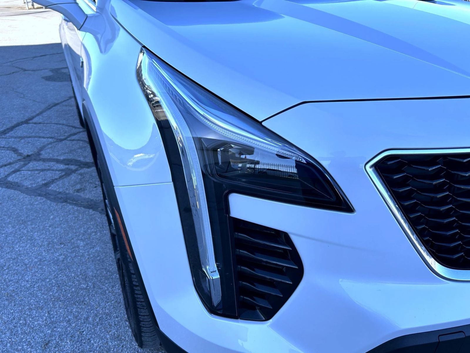 Used 2023 Cadillac XT4 Sport w/ Cold Weather Package image 10