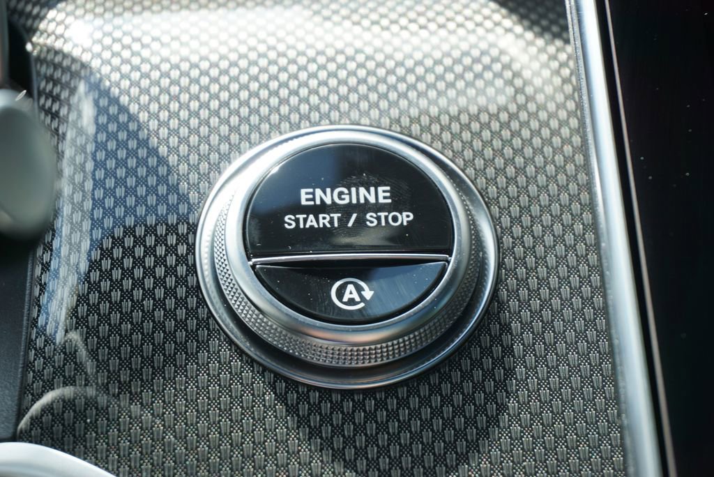 Certified 2025 Mercedes-Benz GLC 300 4MATIC image 32