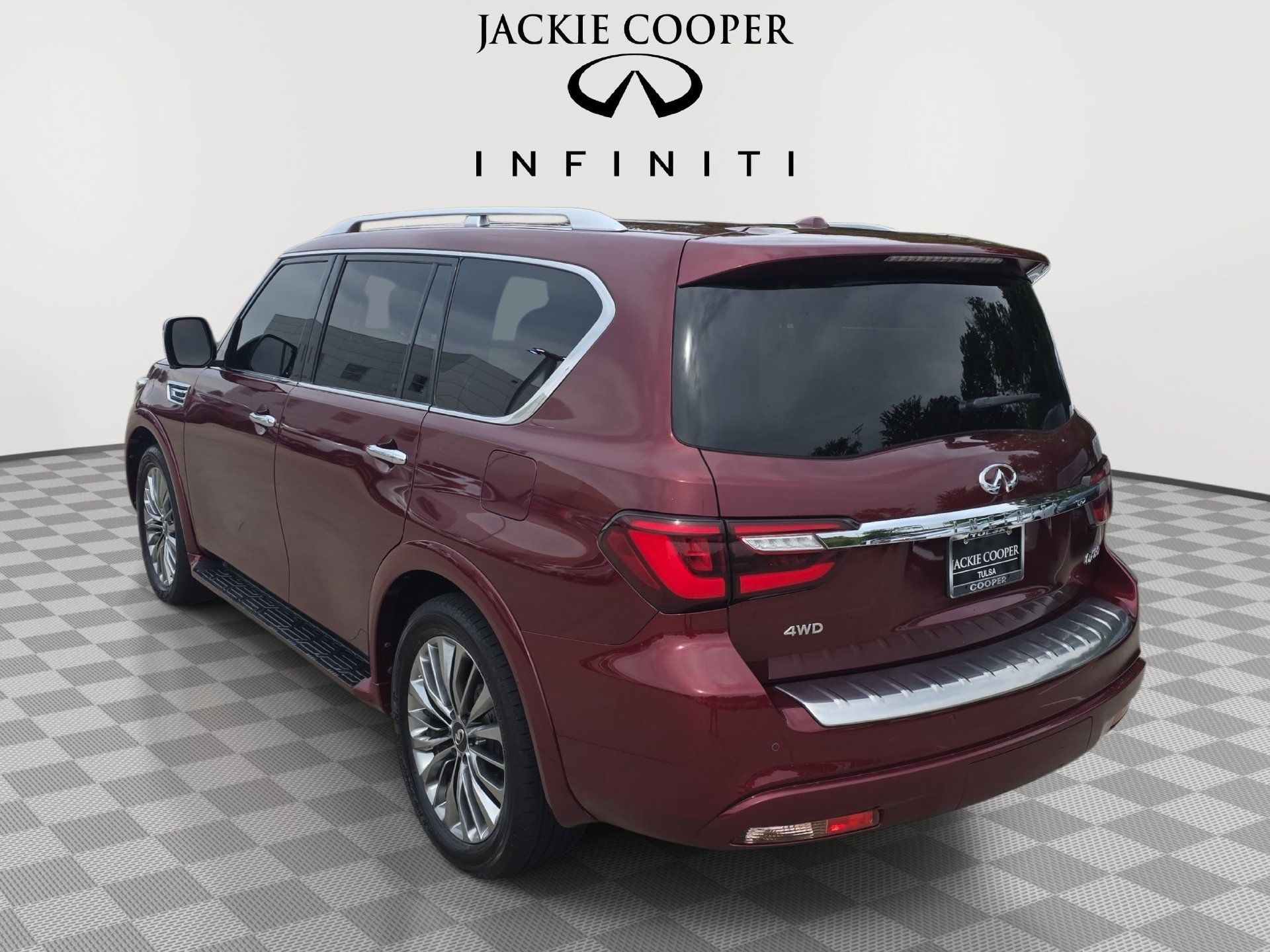 Used 2021 INFINITI QX80 Sensory w/ All-Season Package AWD/4WD image 7