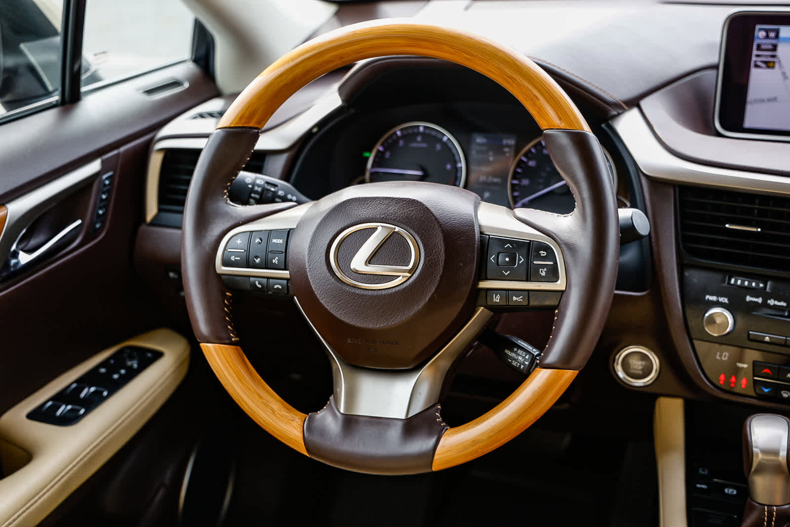 Used 2017 Lexus RX 350 AWD w/ Premium Package image 13