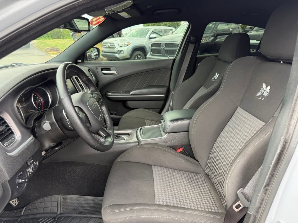 Used 2022 Dodge Charger Scat Pack RWD image 16