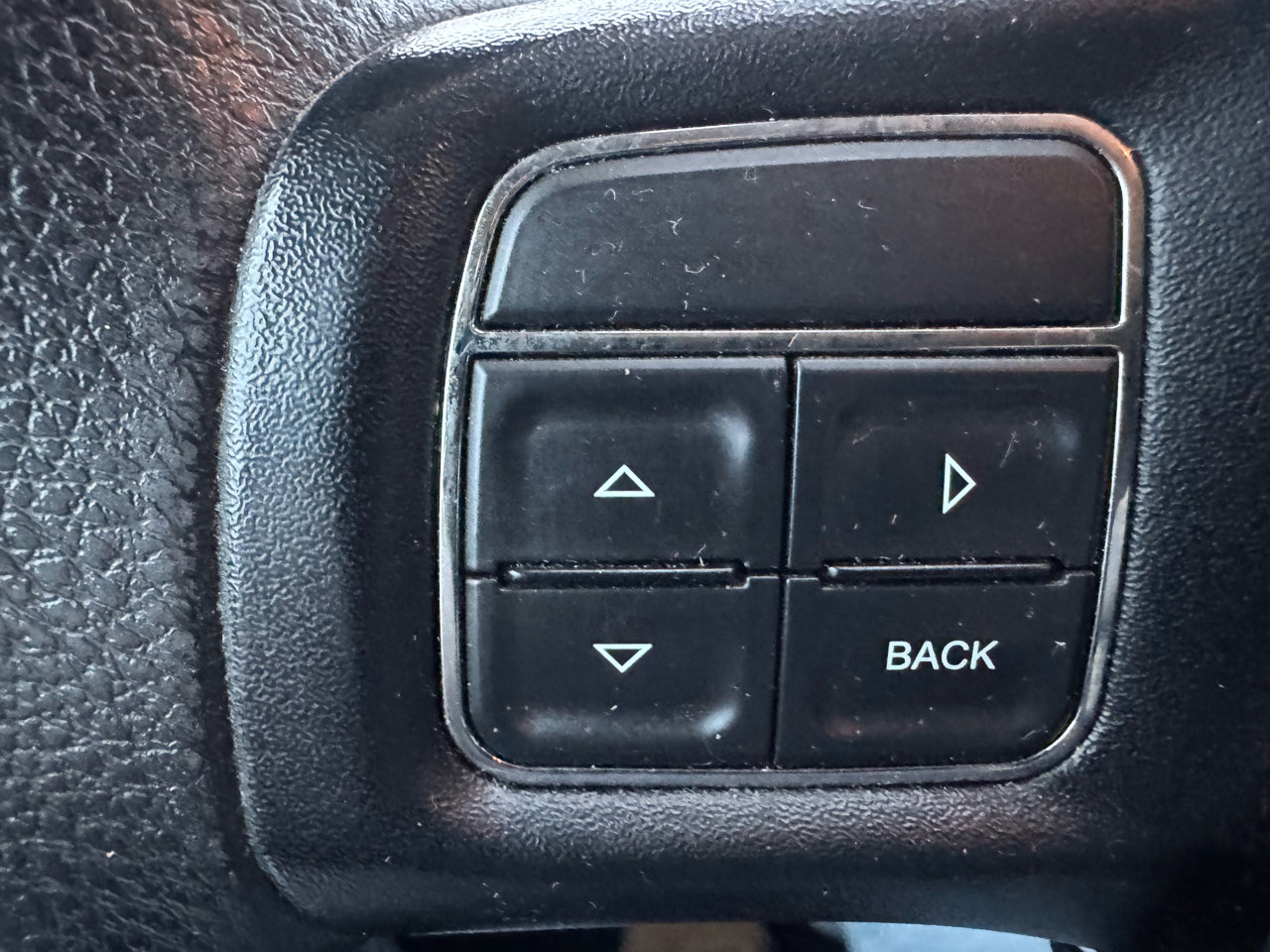 Used 2013 Dodge Journey SXT w/ Flexible Seating Group image 18