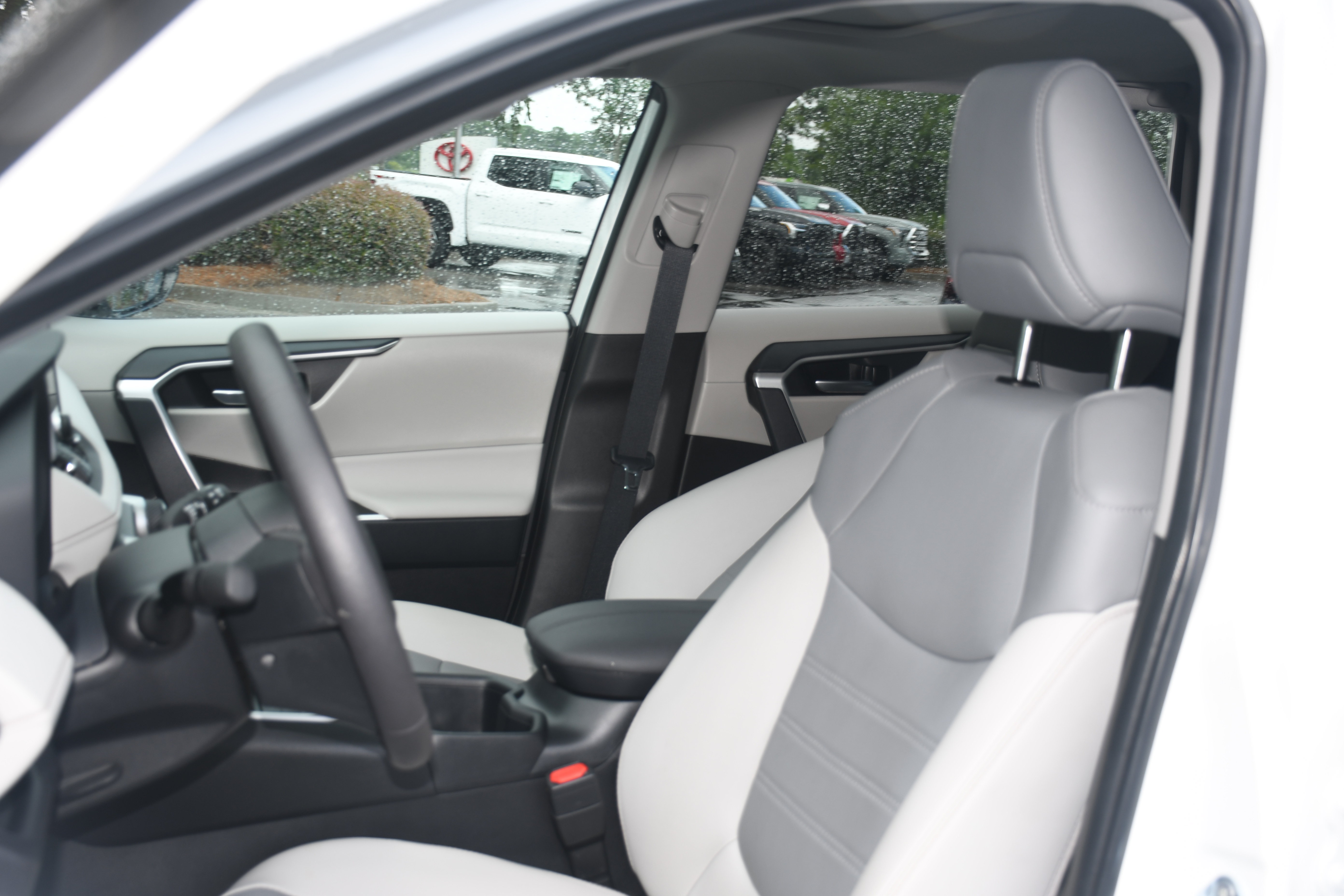 Certified 2025 Toyota RAV4 XLE Premium AWD/4WD image 12