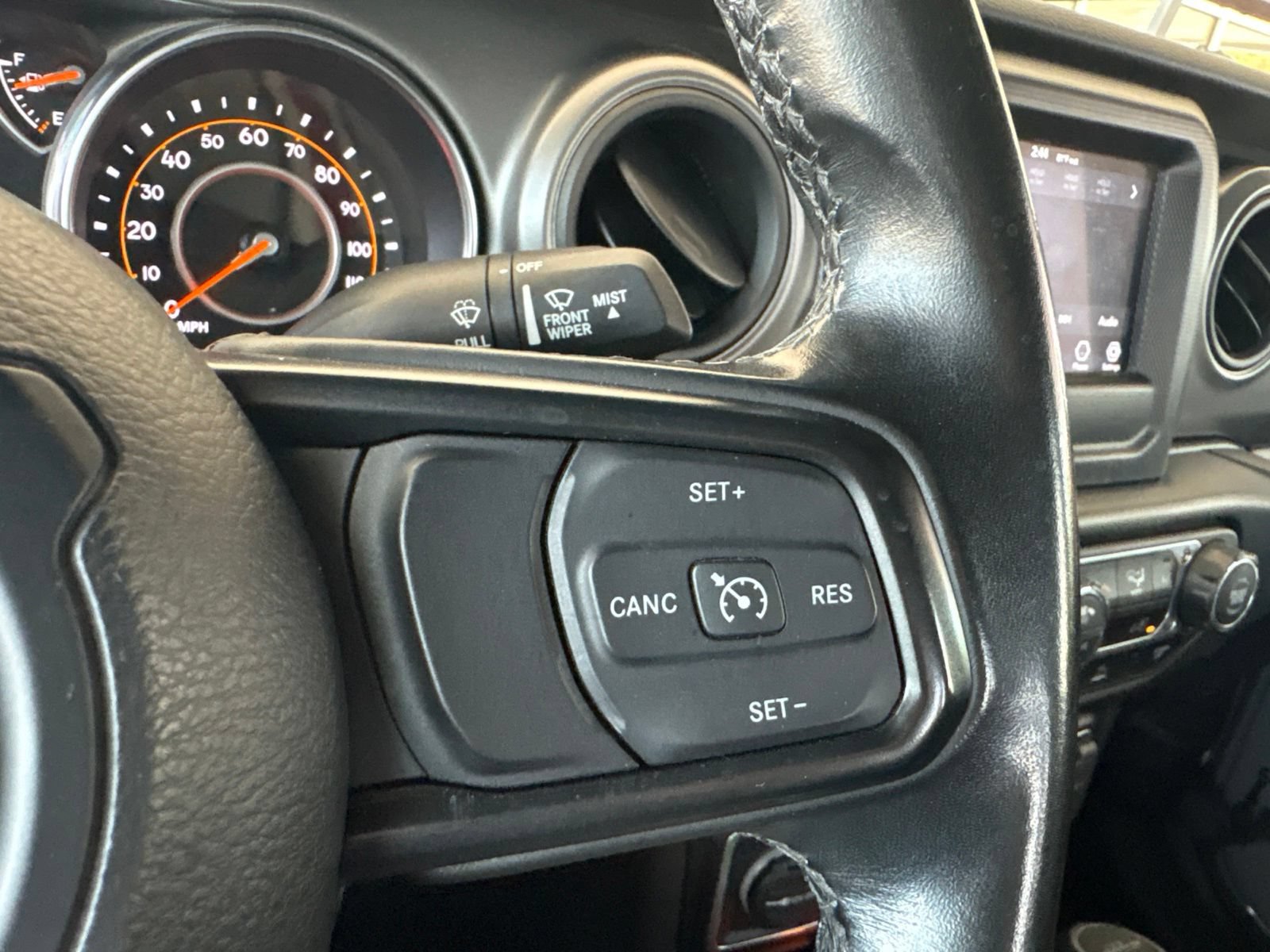 Used 2022 Jeep Gladiator Sport AWD/4WD image 27