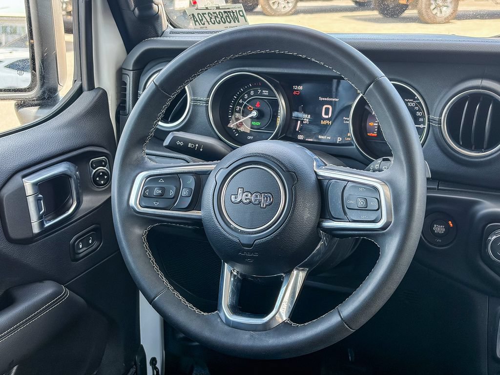 Used 2023 Jeep Wrangler Unlimited Sahara AWD/4WD image 18