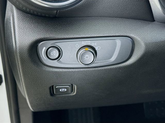 Used 2020 Chevrolet Blazer LT image 10