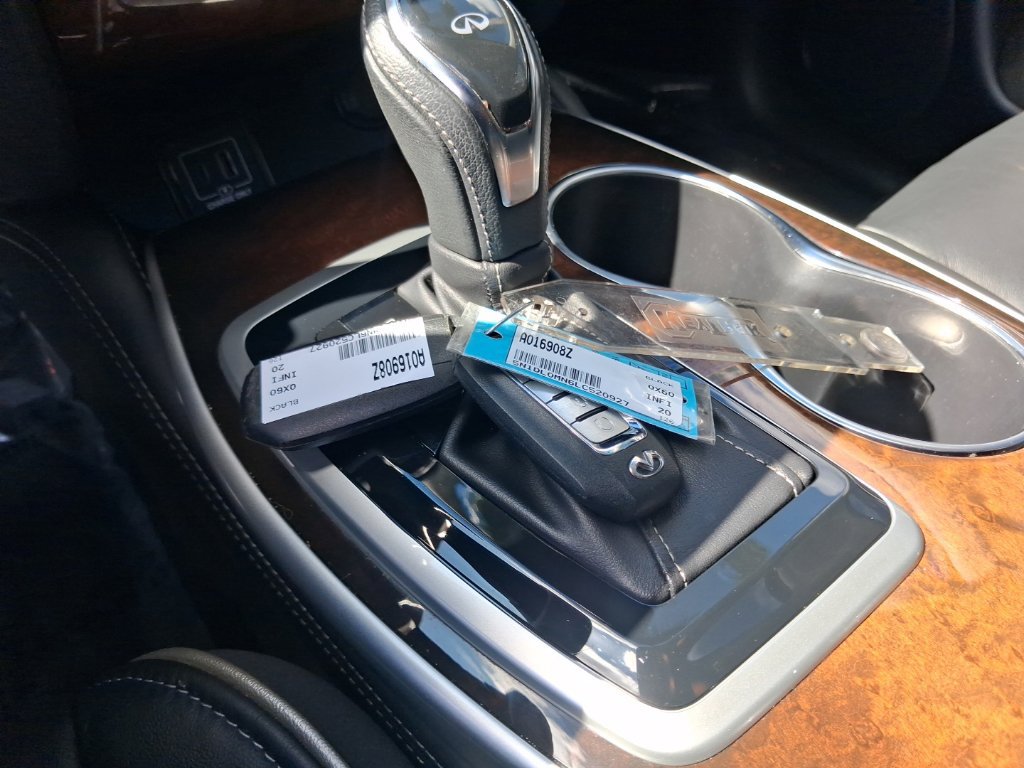 Used 2020 INFINITI QX60 Luxe w/ Sensory Package FWD image 24