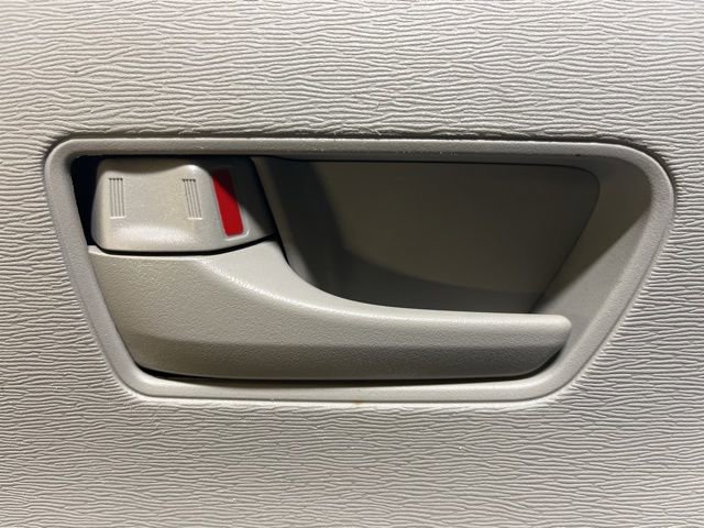 Used 2014 Toyota Sienna LE image 10