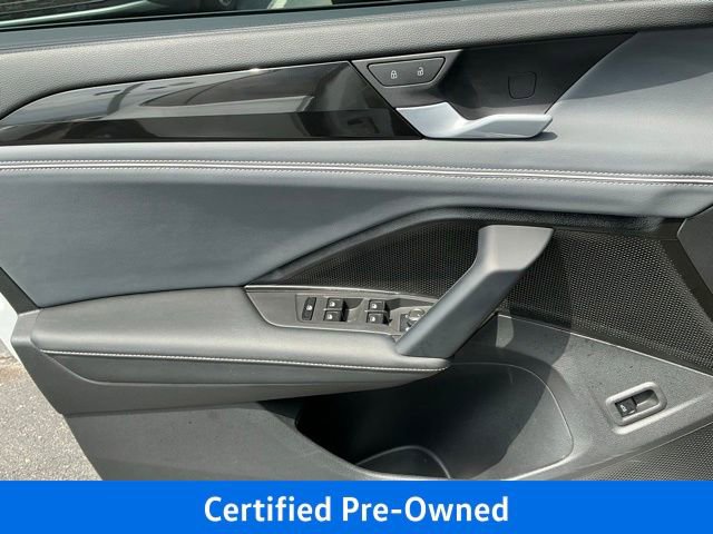 Used 2025 Volkswagen Tiguan SEL R-Line AWD/4WD image 11