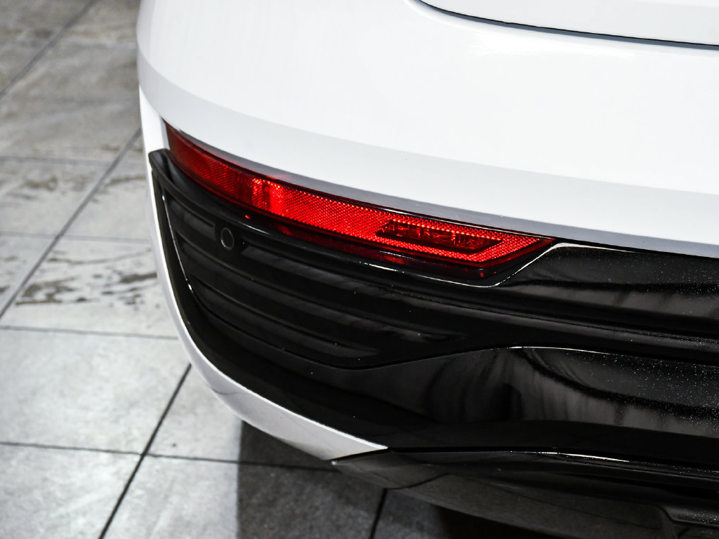 Used 2024 Audi Q8 e-tron Premium AWD/4WD image 78