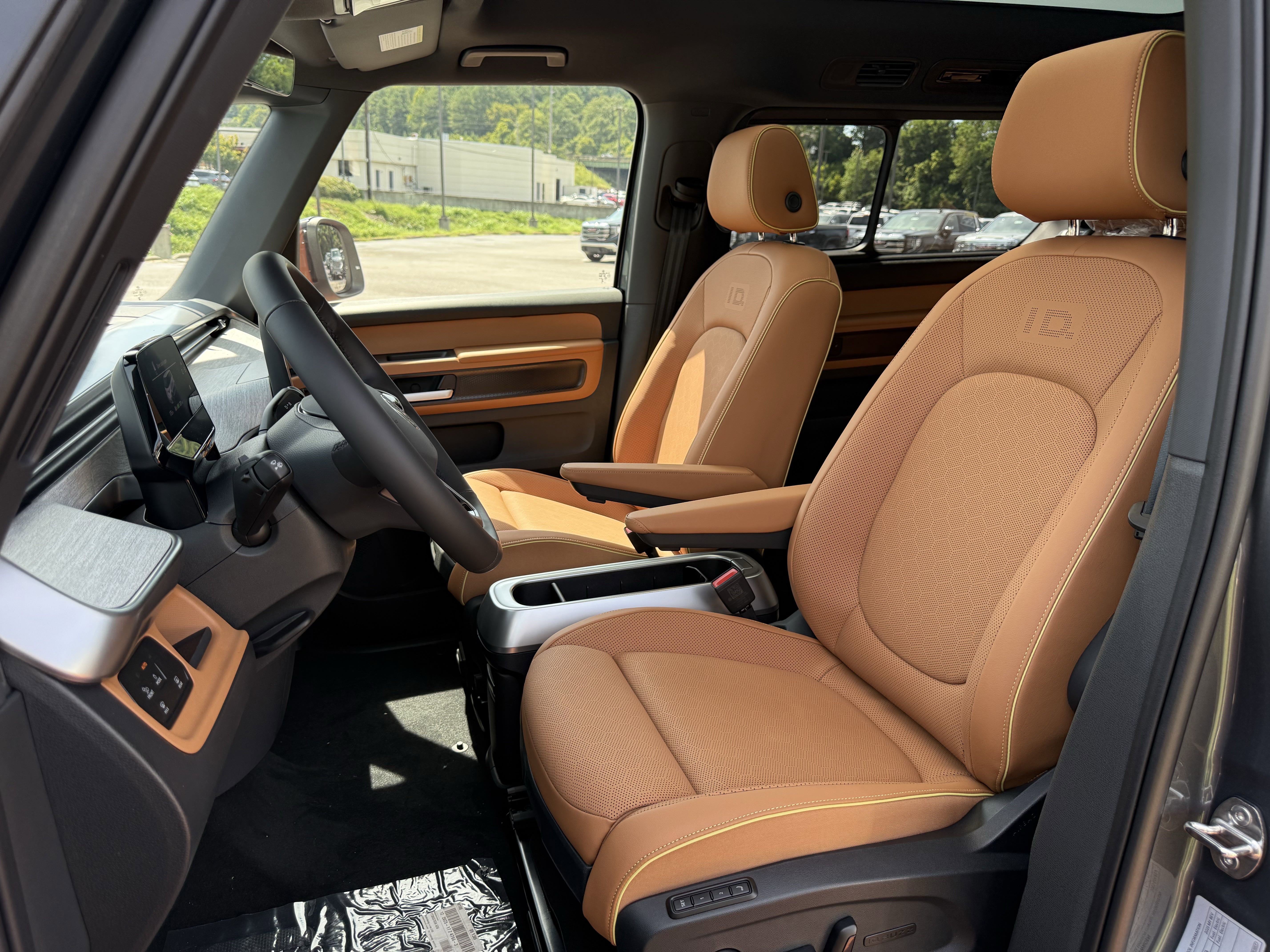 New 2025 Volkswagen ID. Buzz Pro S Plus image 14