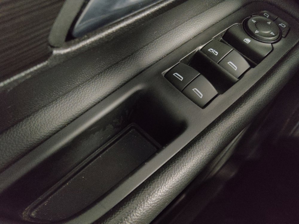 Used 2024 GMC Terrain SLE FWD image 27