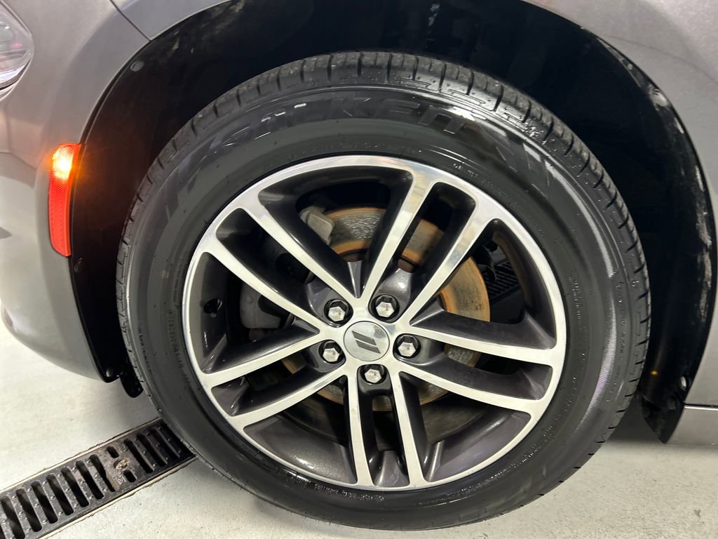 Used 2019 Dodge Charger SXT w/ Plus Group AWD/4WD image 9