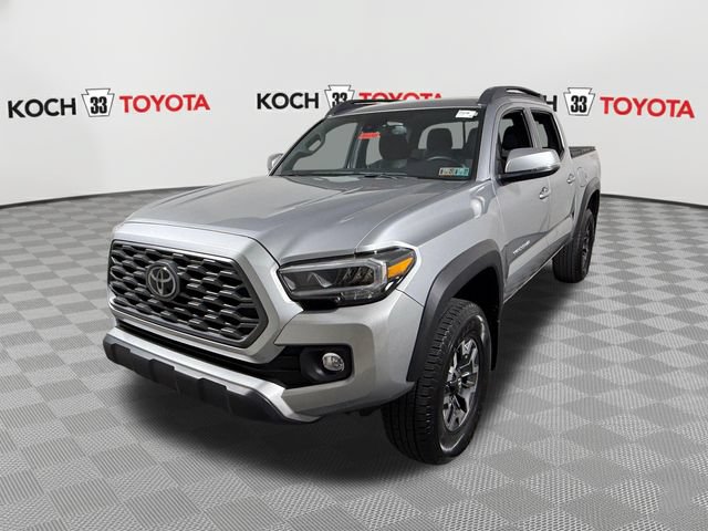 Certified 2023 Toyota Tacoma TRD Off-Road w/ Technology Package AWD/4WD image 3