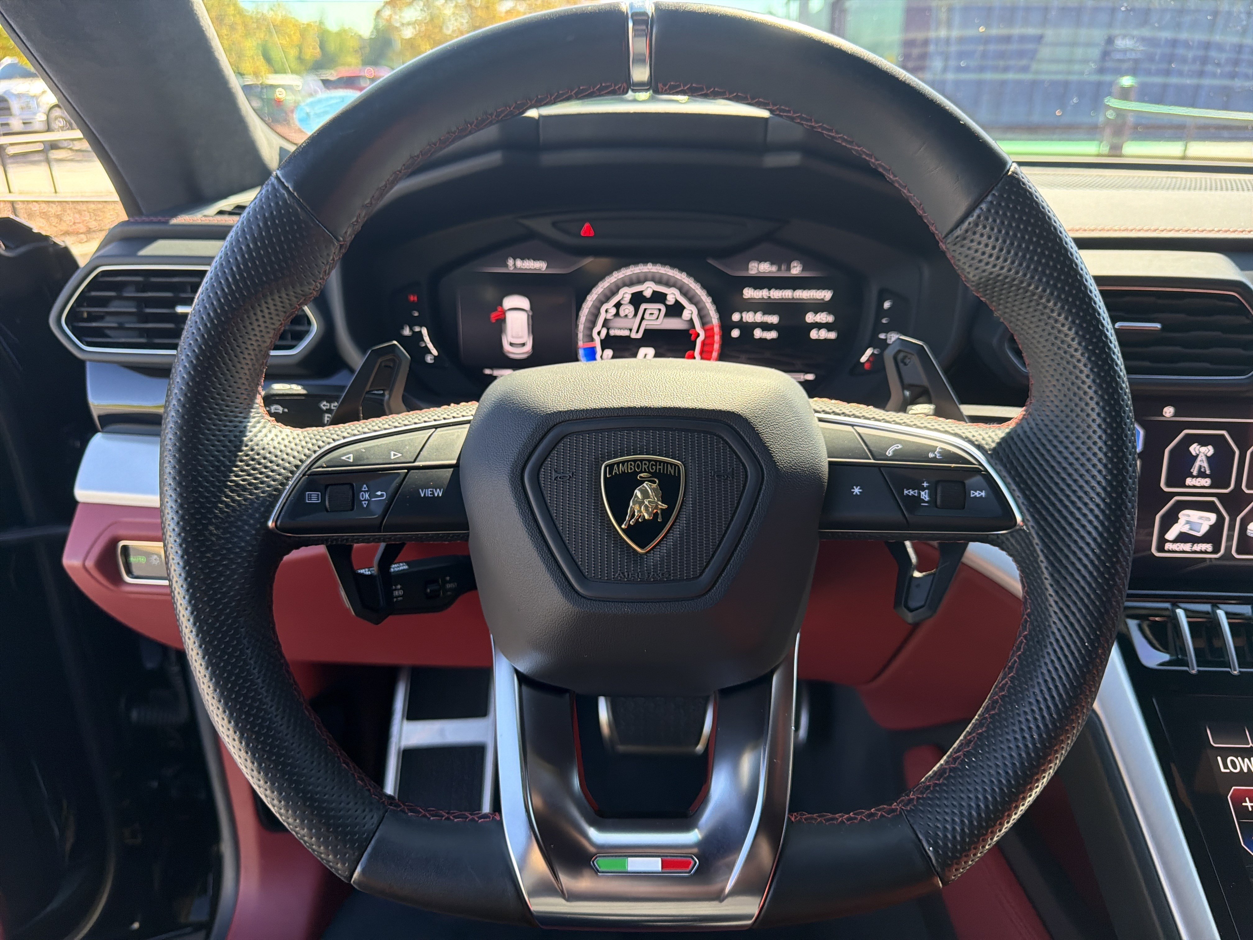 Used 2020 Lamborghini Urus AWD/4WD image 70