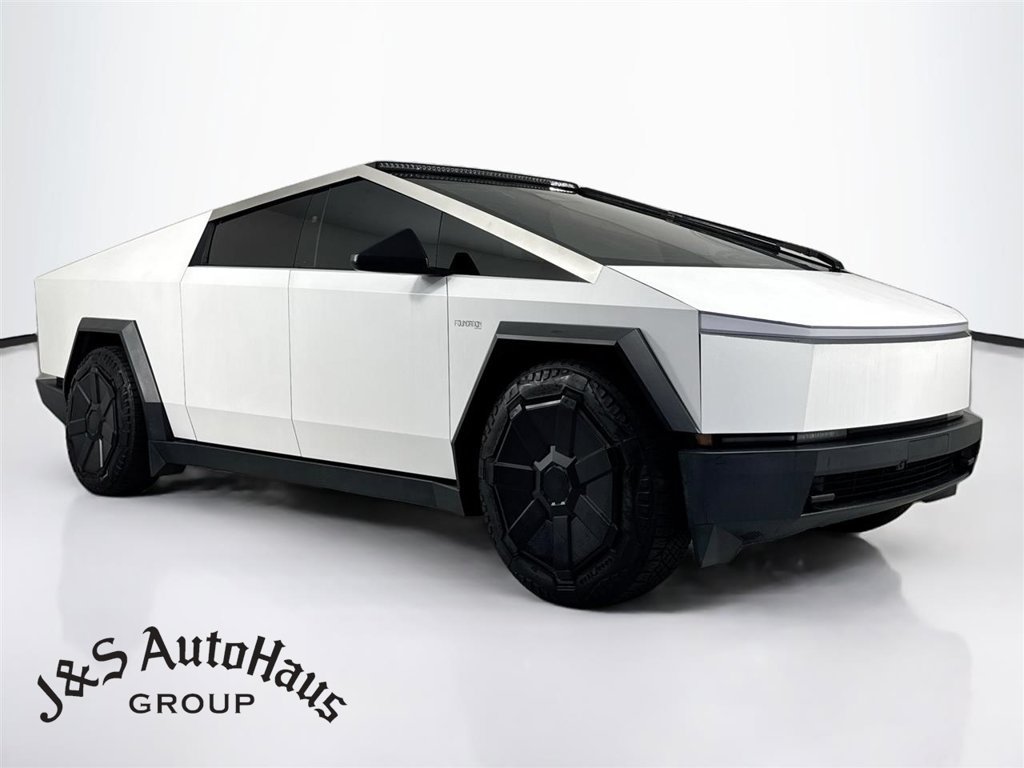Used 2024 Tesla Cybertruck Cyberbeast AWD/4WD image 1
