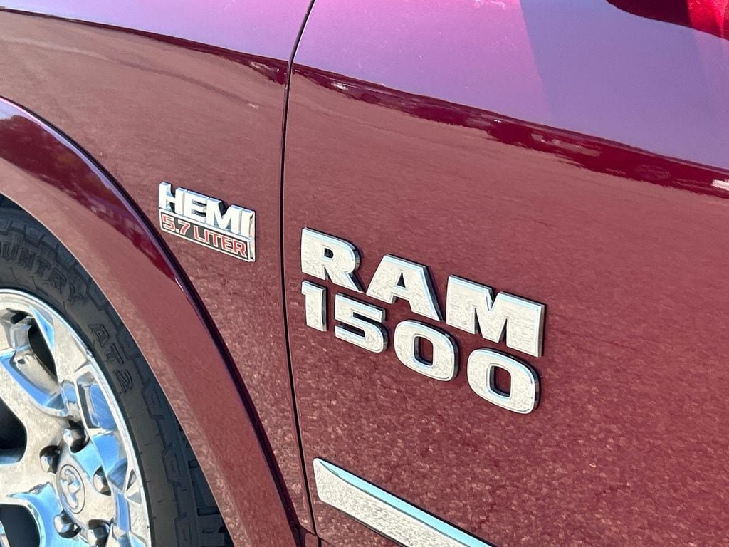 Used 2017 RAM 1500 Laramie AWD/4WD image 13