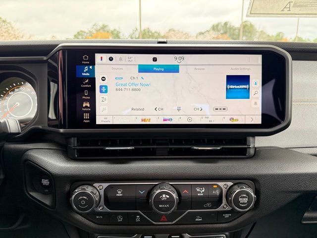 New 2026 Jeep Gladiator Sport image 19