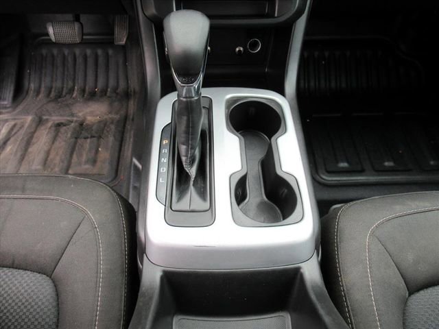 Used 2022 Chevrolet Colorado LT w/ Fleet Safety Package image 19