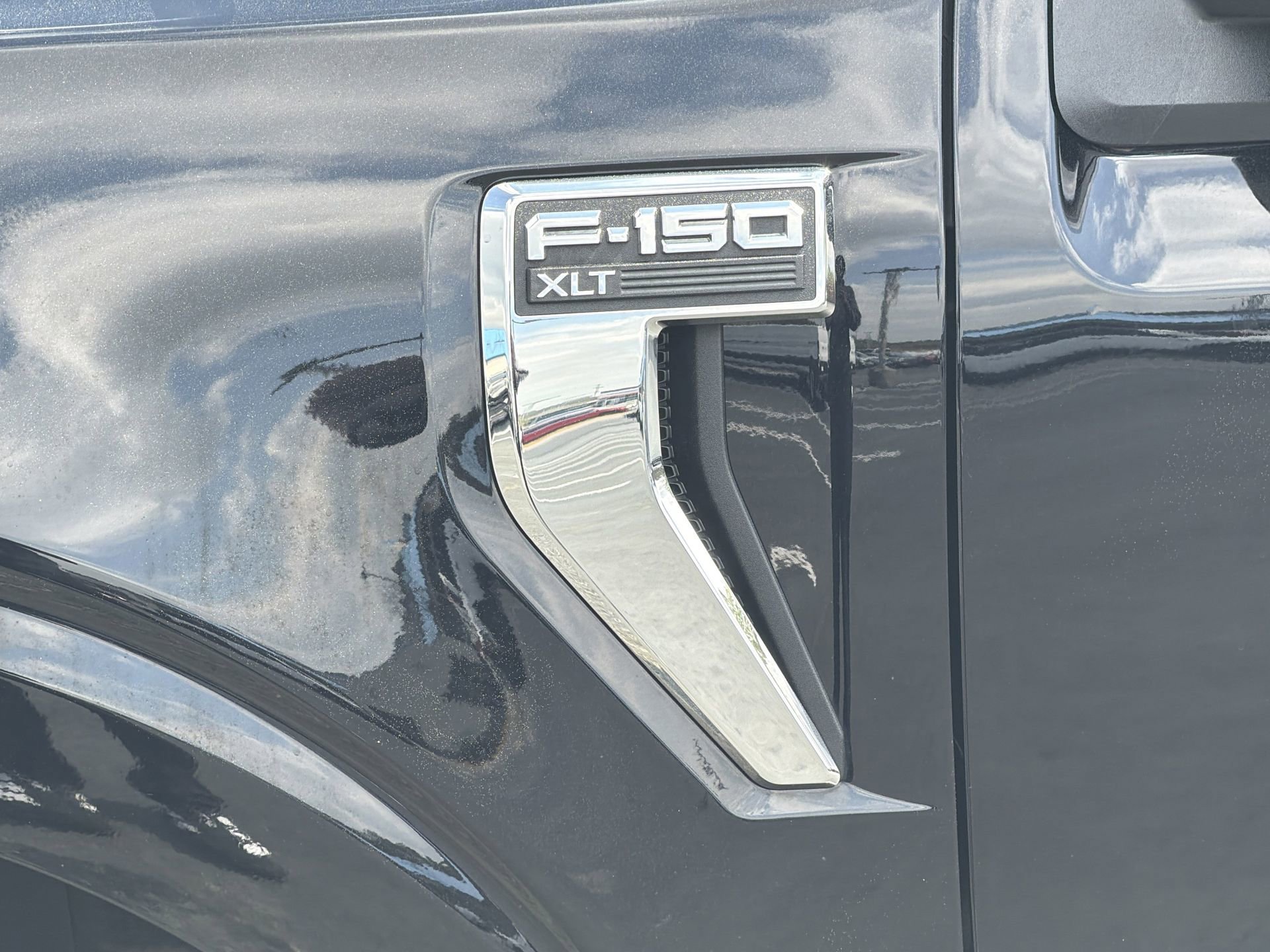 Certified 2024 Ford F150 XLT w/ Equipment Group 302A MID AWD/4WD image 42