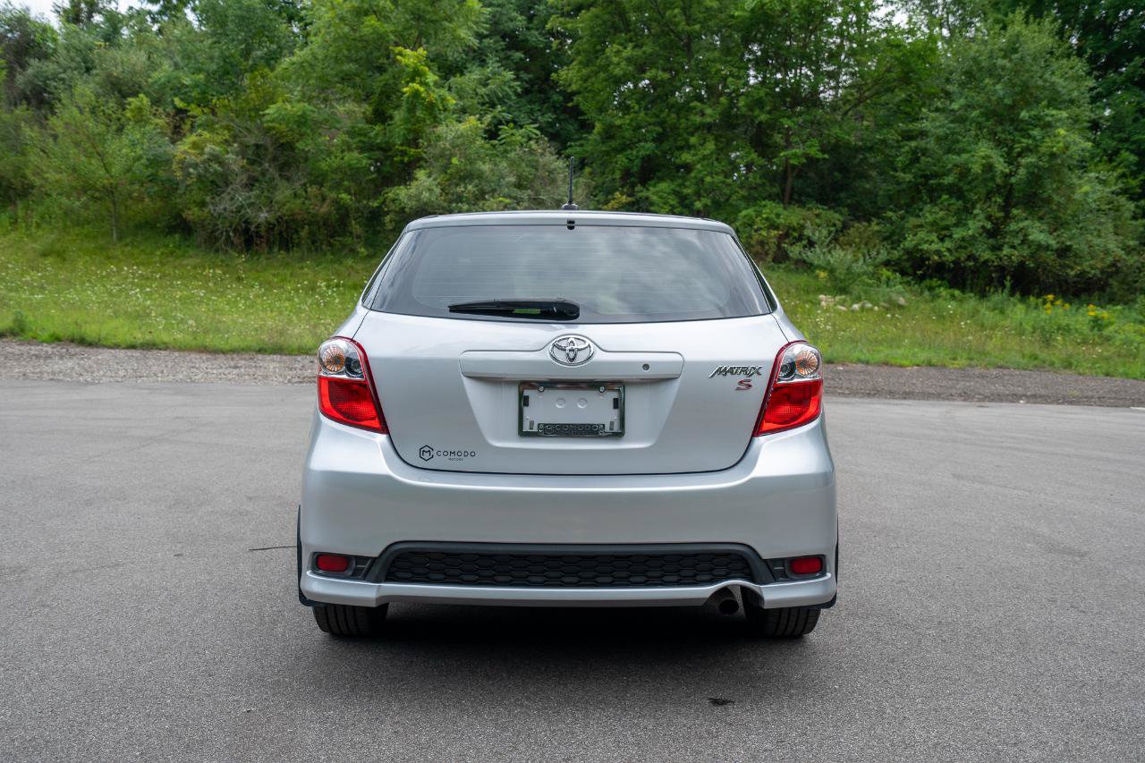 Used 2012 Toyota Matrix L w/ L Sport Pkg FWD image 4