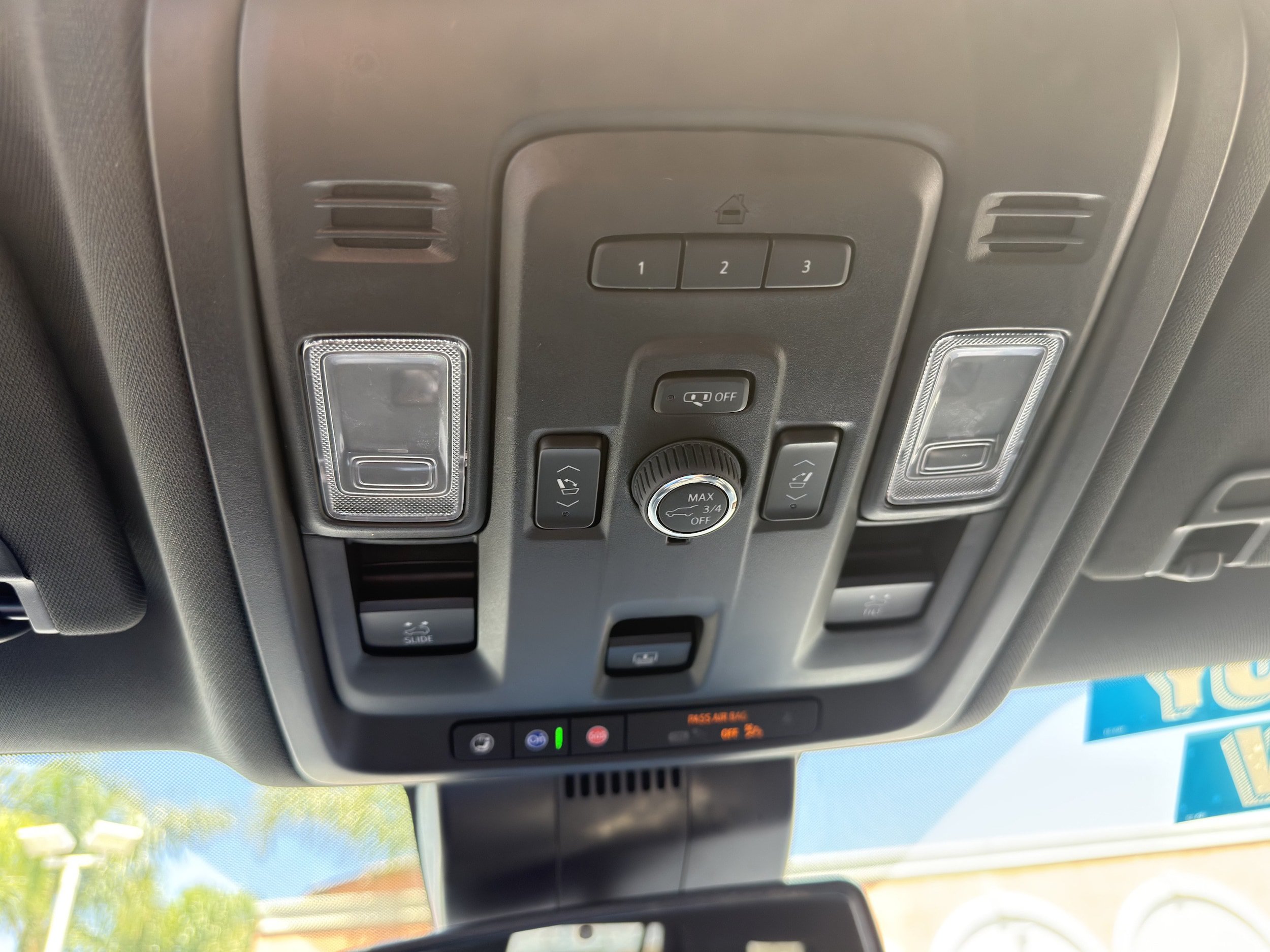 Used 2024 Chevrolet Tahoe Z71 w/ Z71 Off-Road Package AWD/4WD image 39