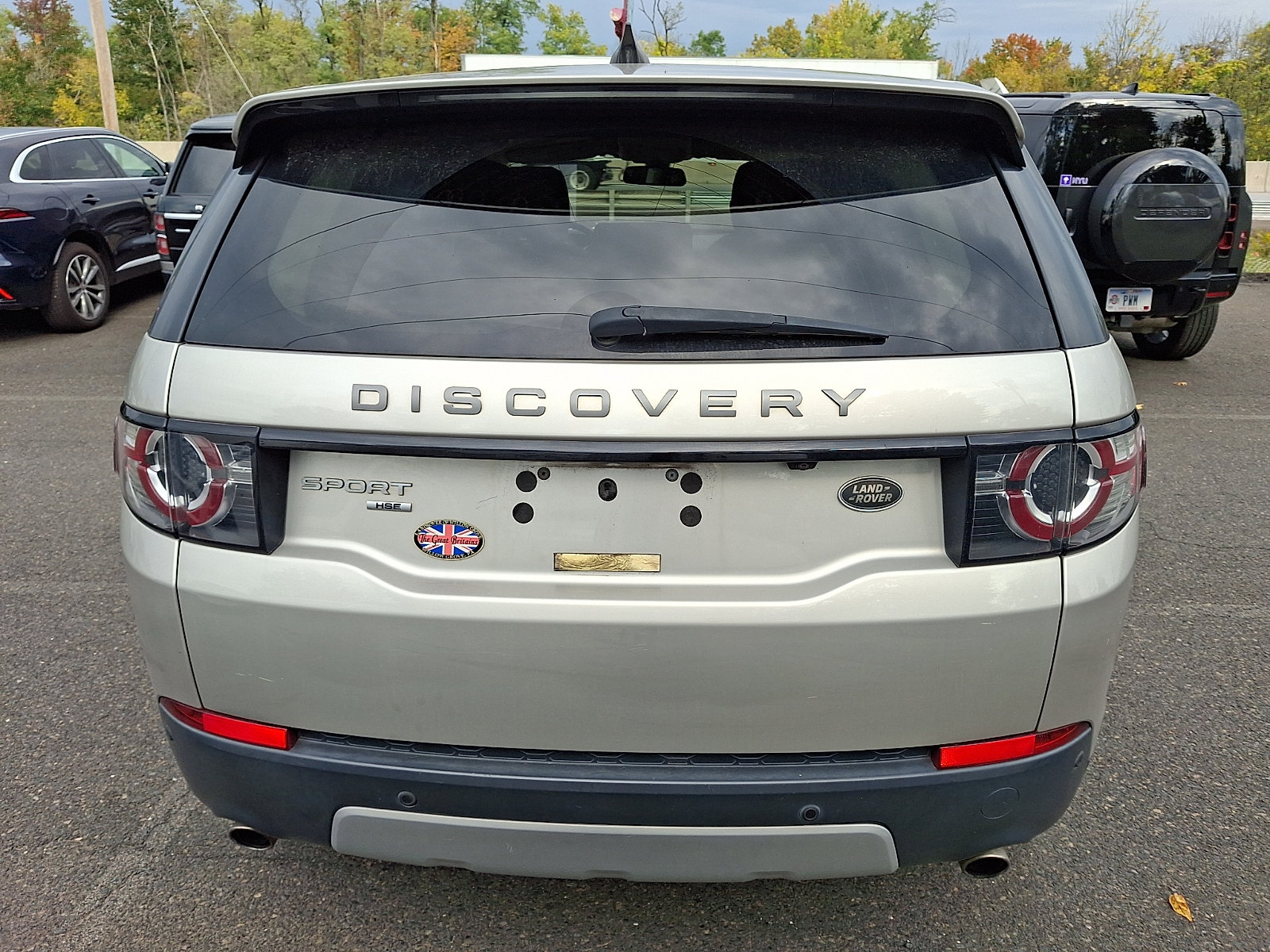 Used 2017 Land Rover Discovery Sport HSE AWD/4WD image 4